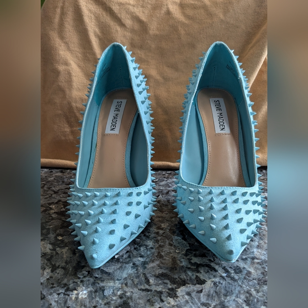 Steve Madden Turquoise Spike Pointed-Toe Heels - Picture 2 of 8